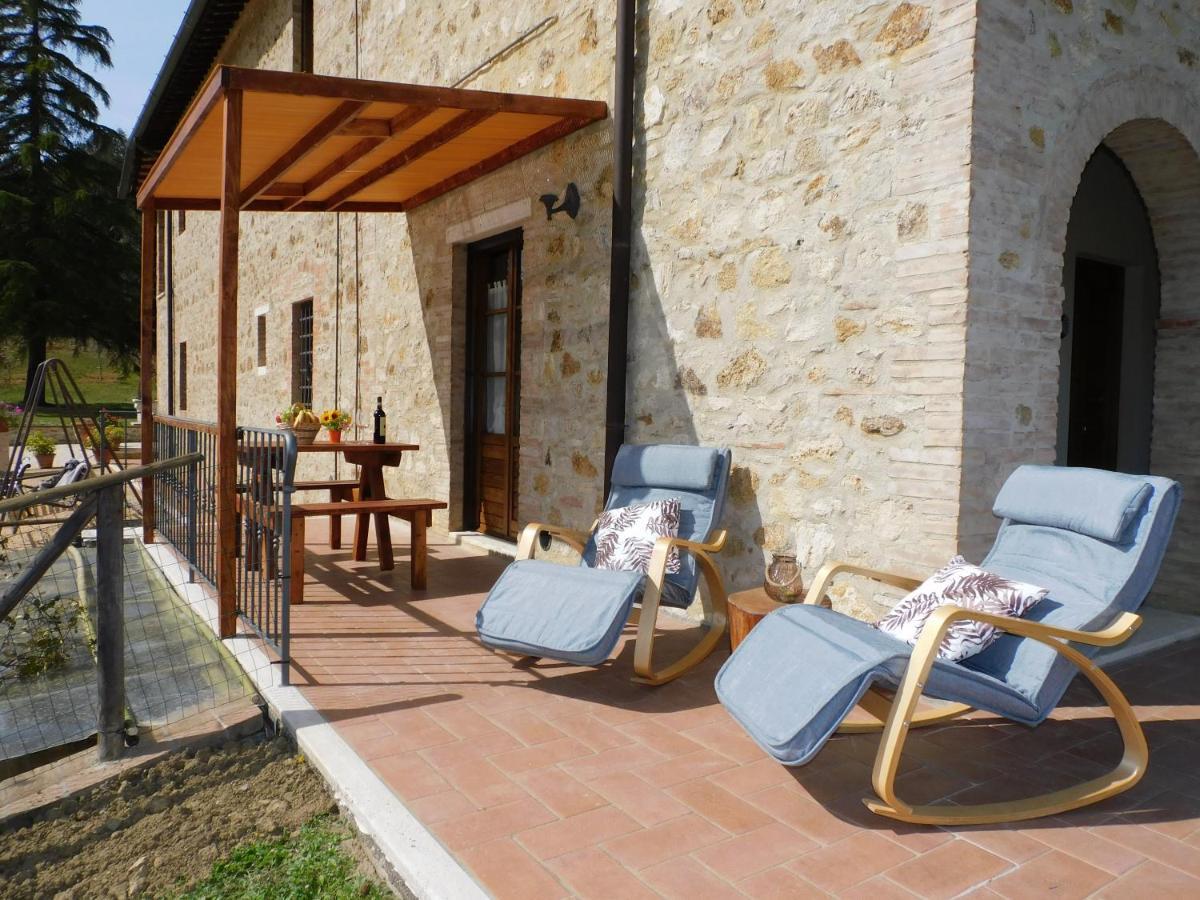 Casa Vacanze Senesi San Gimignano Exterior photo